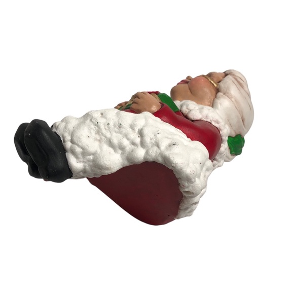 Handmade vintage ceramic sitting Mr. And Mrs. Claus - Picture 4 of 5